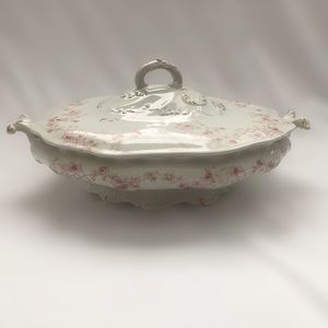 Vintage Johnson Bros. England Royal Semi-Porcelain Ivory Rose Floral Soup Tureen